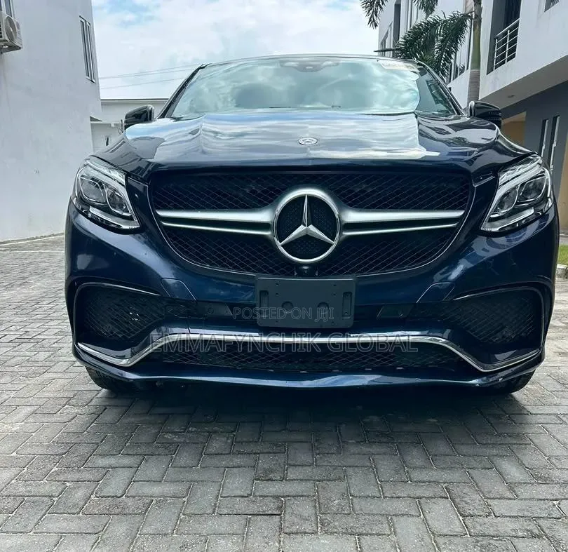 Mercedes-Benz GLE-Class 2019 Blue