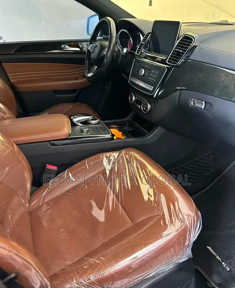 Mercedes-Benz GLE-Class 2019 Blue