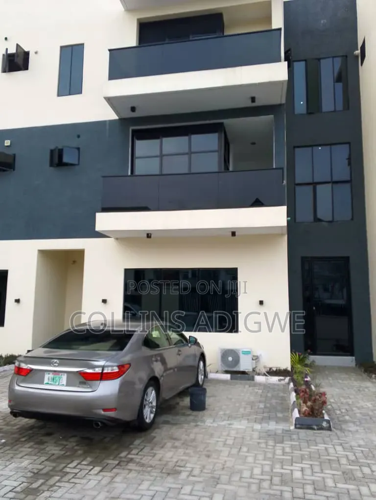 3bdrm Townhouse / Terrace in Abraham Adesanya for rent
