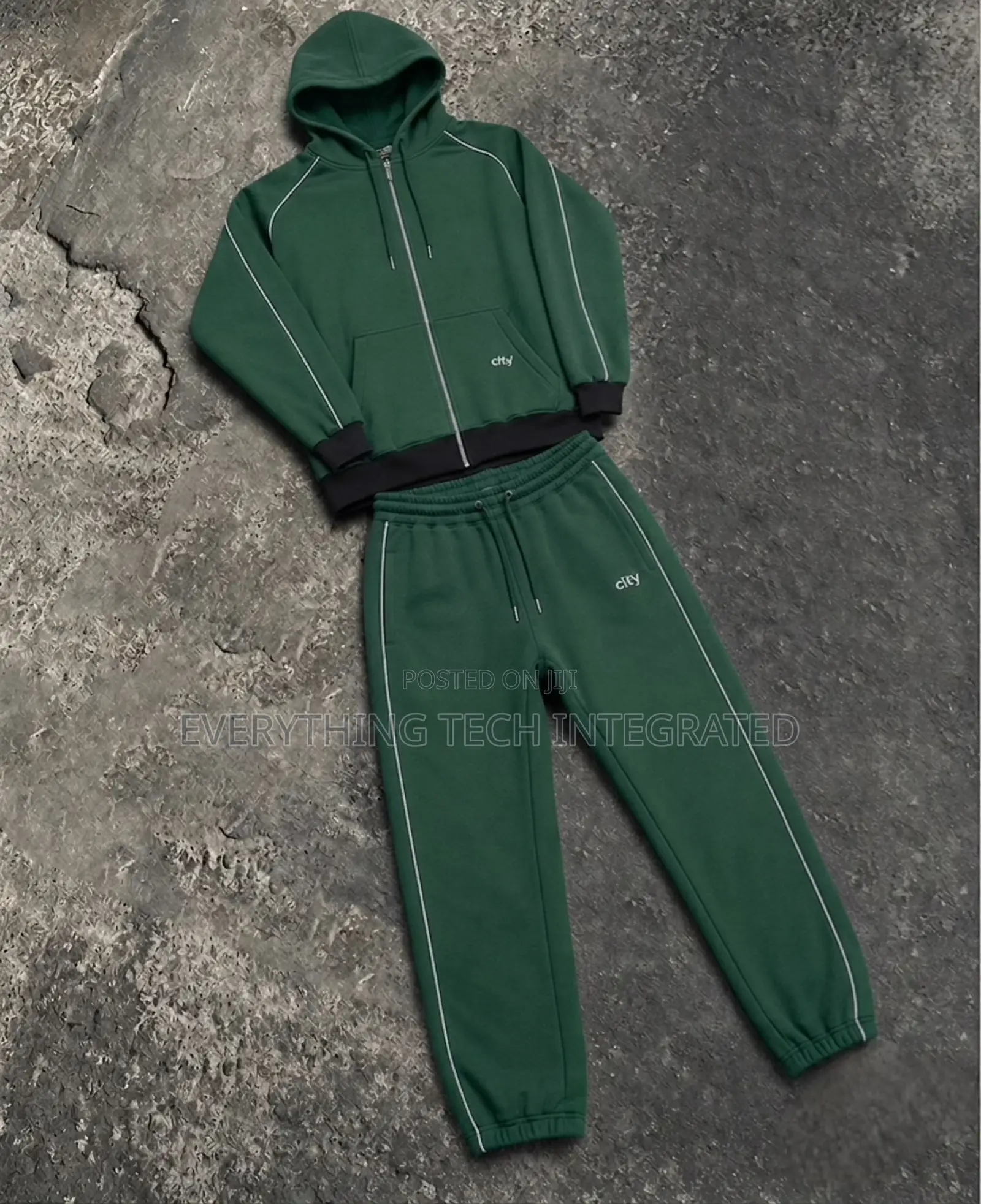 City 2pcs Quality Hoodie With Joggers Pant