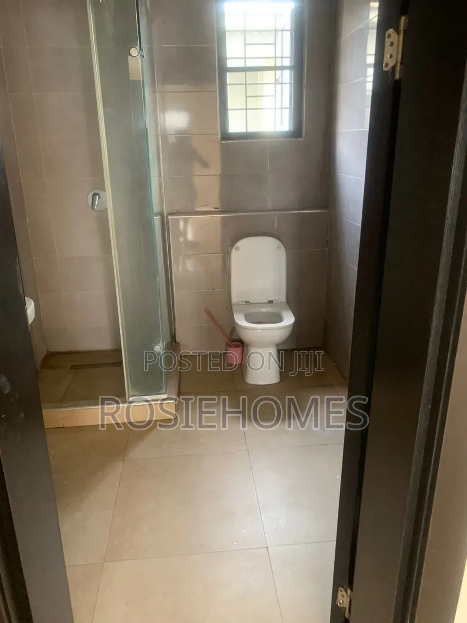 4bdrm Duplex in Lekki Phase 1 for rent