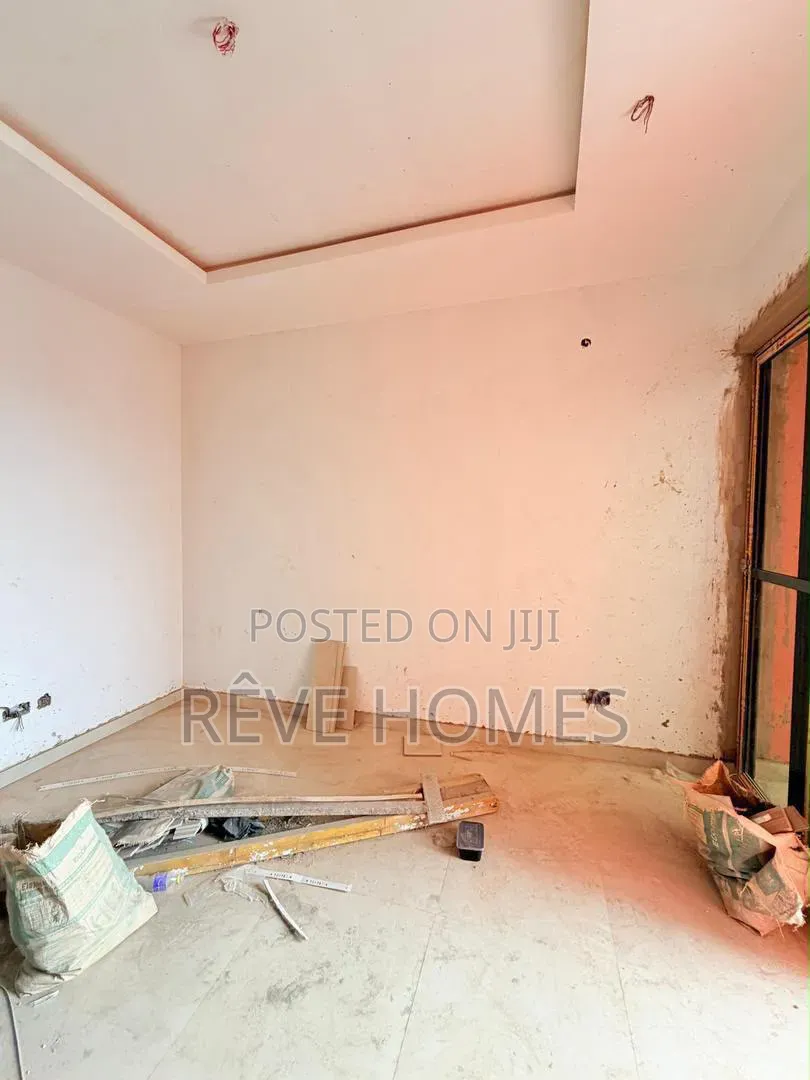 4bdrm Duplex in LSDPC Maryland Estate for sale