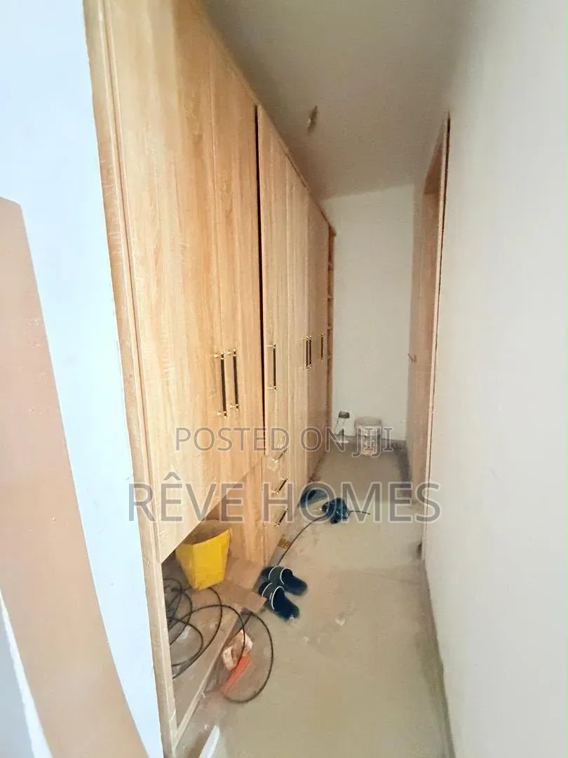 4bdrm Duplex in LSDPC Maryland Estate for sale