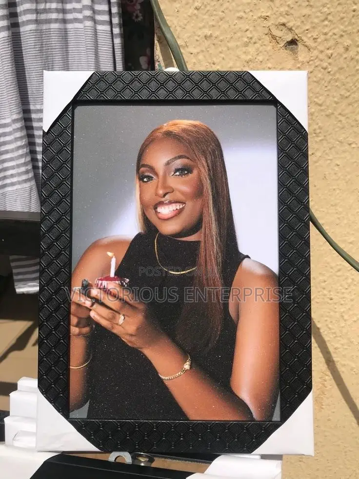 Photo Frames, Wall Art, Custom Printing Graphic Design Services