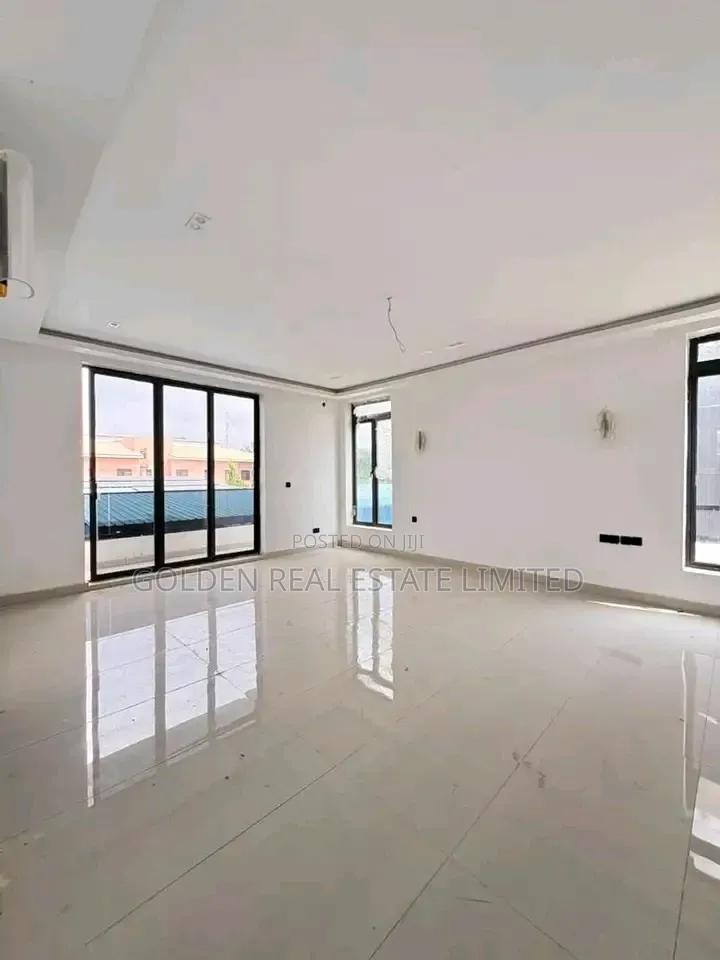 5bdrm Duplex in Life Camp for rent