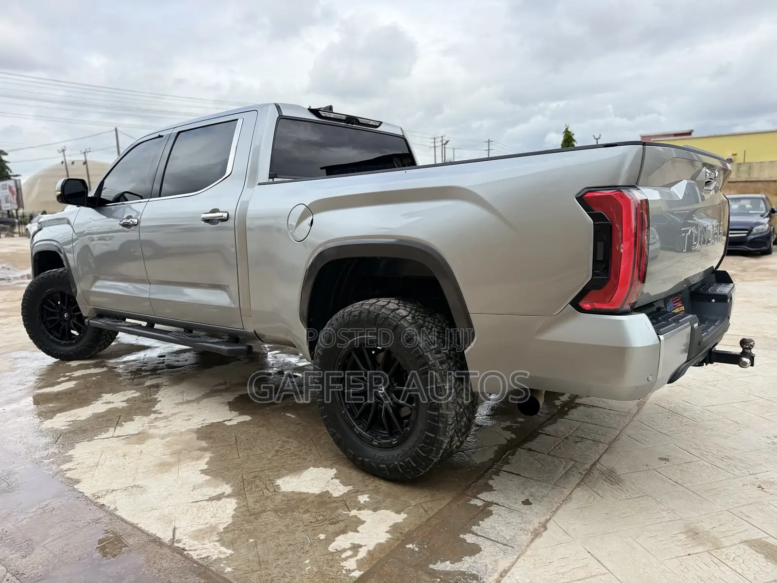 Toyota Tundra Limited 2022 Silver