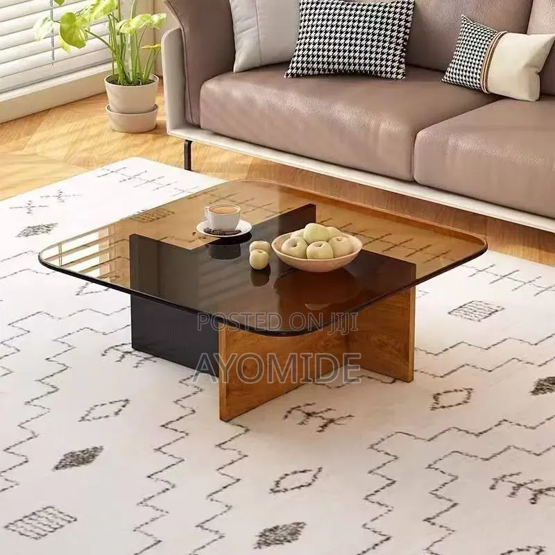 Minimalist Glass Table Top