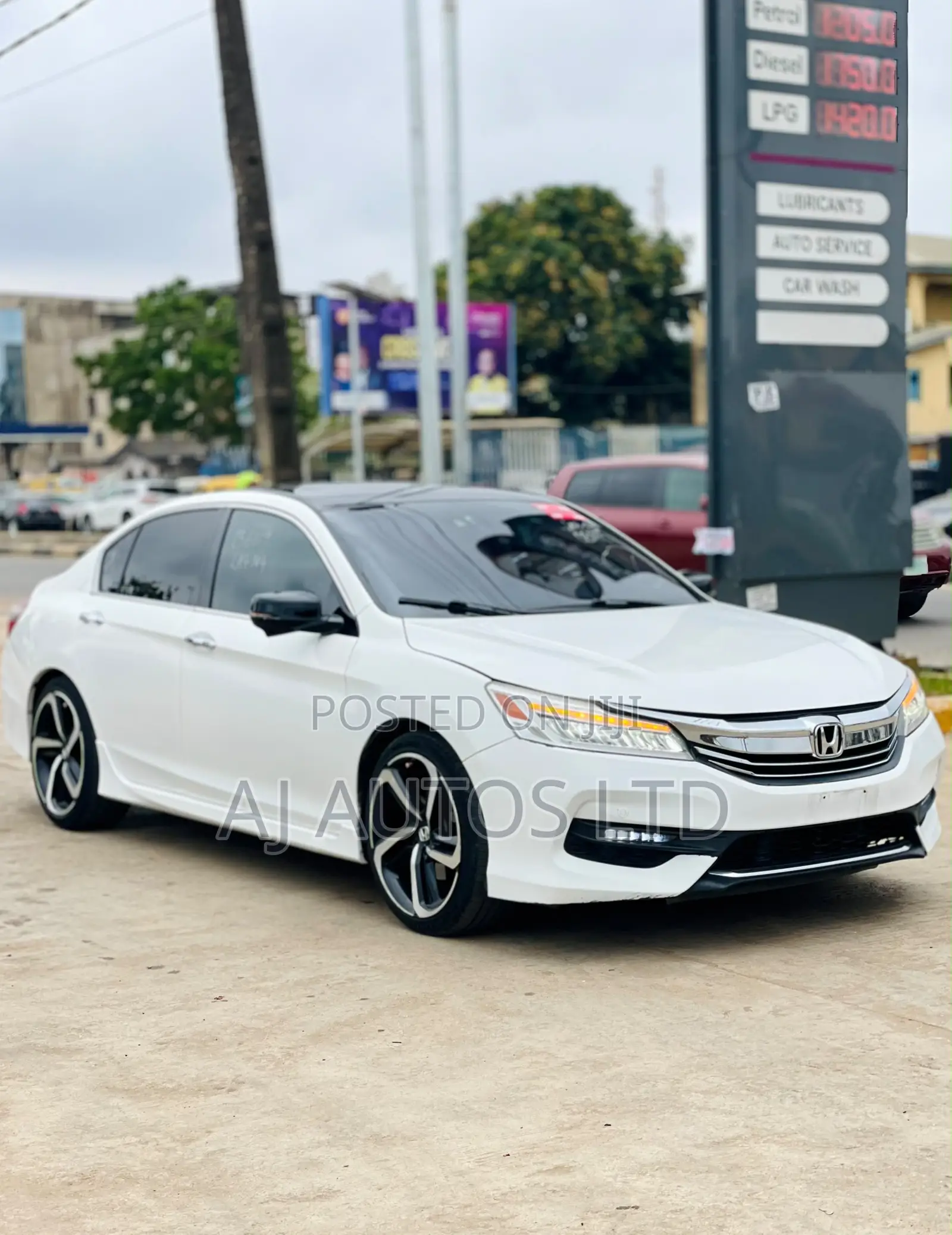 Honda Accord 2018 White