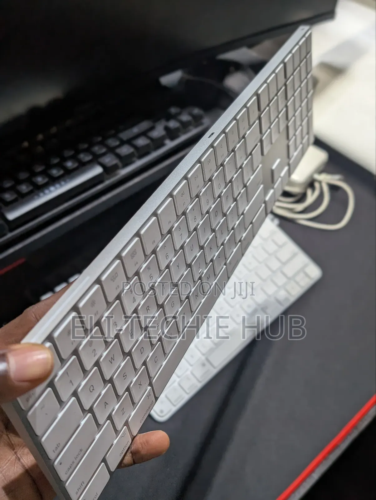 Apple Magic 2 Wireless Keyboard With Numeric Keys