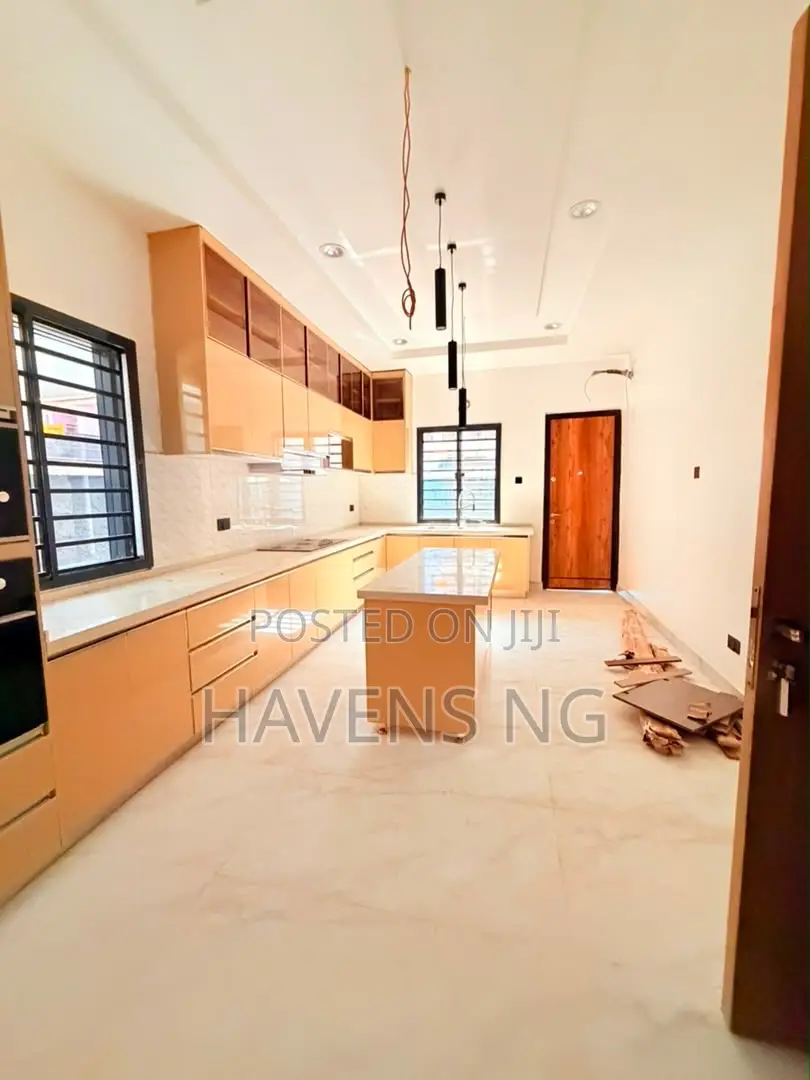 5bdrm Duplex in Omole Phase 1 for sale