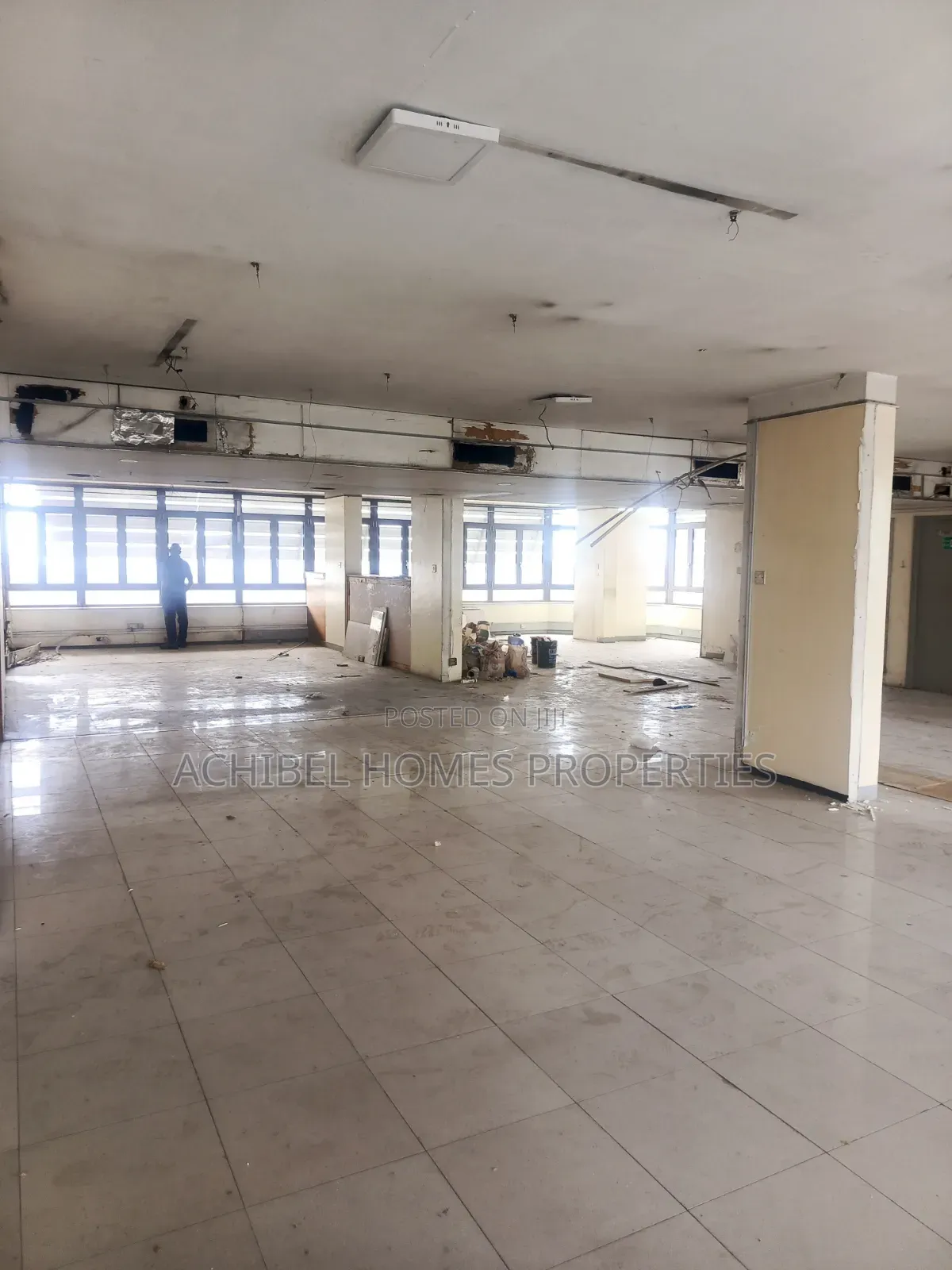252 Square Meter Office Space in Lagos Island
