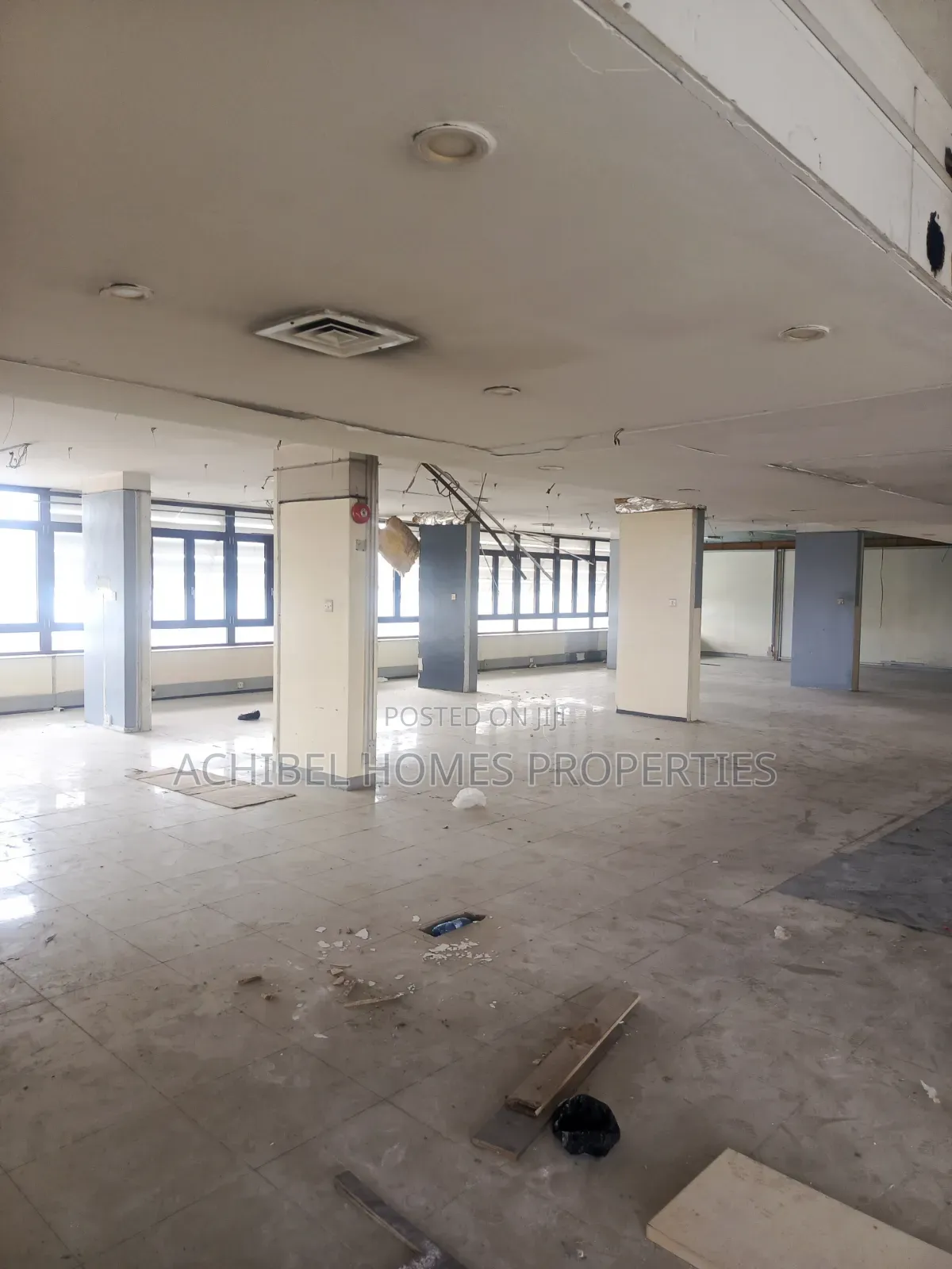 252 Square Meter Office Space in Lagos Island
