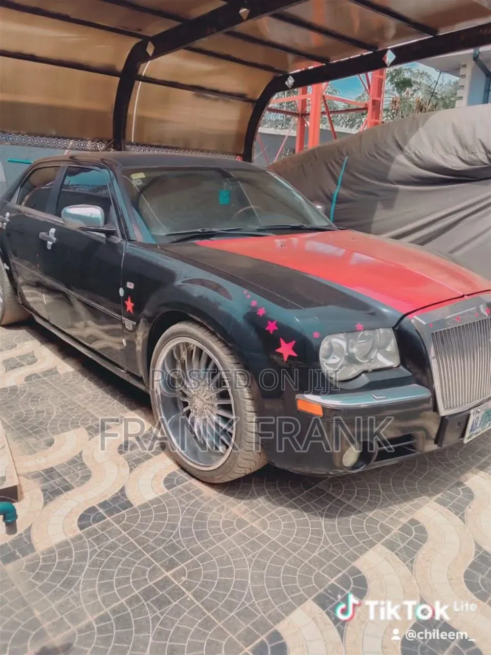 Chrysler 300 2010 Beige