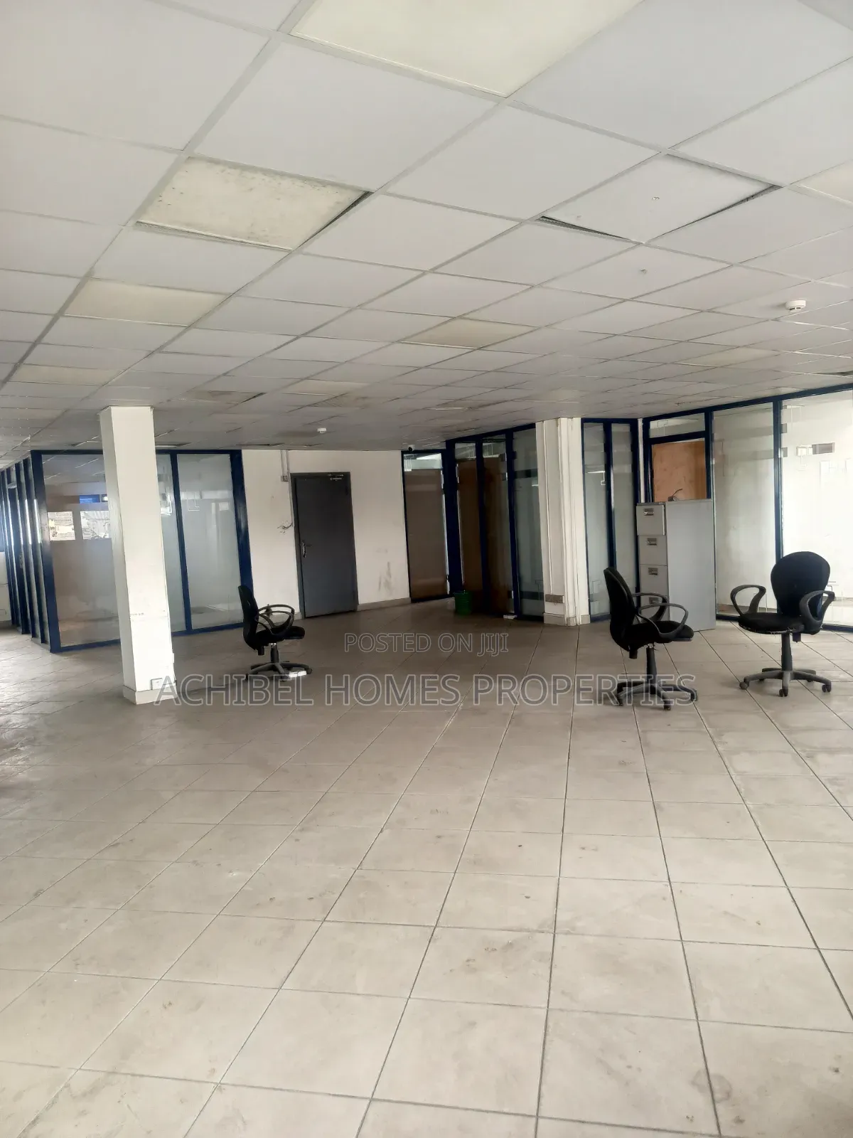 198 Square Meter Office Space