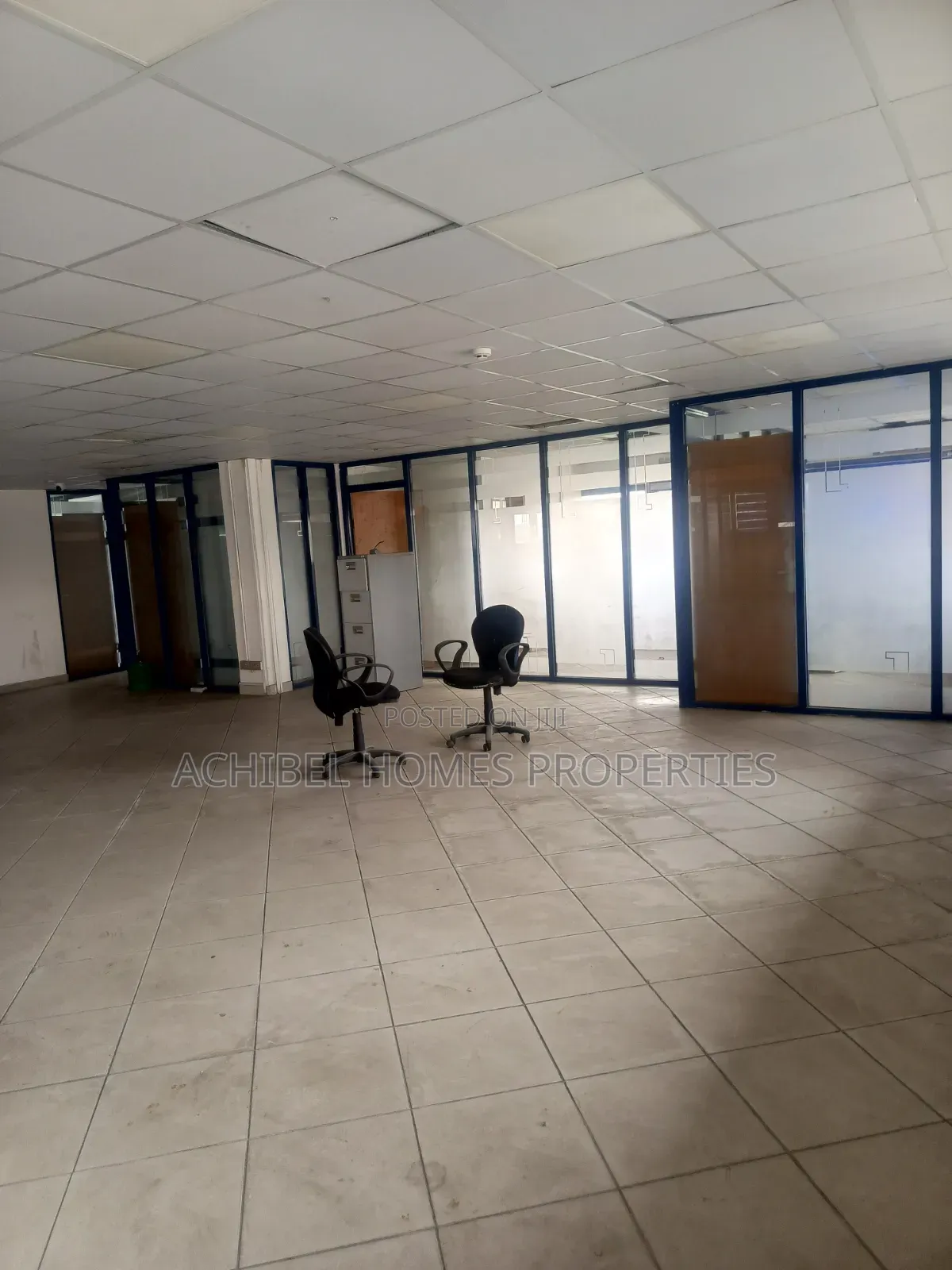 198 Square Meter Office Space