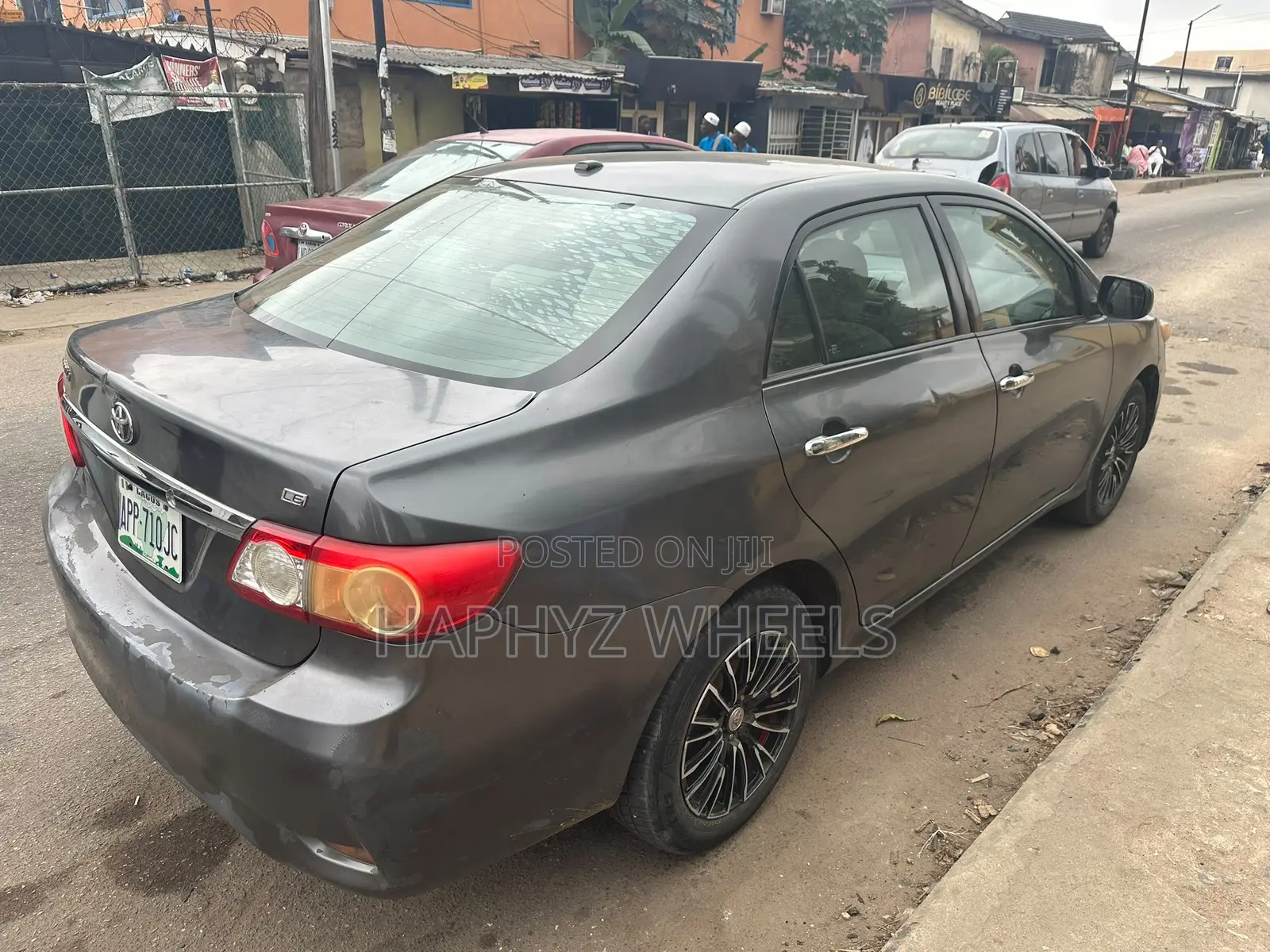 Toyota Corolla LE 4dr Sedan (1.8L 4cyl 4A) 2012 Gray
