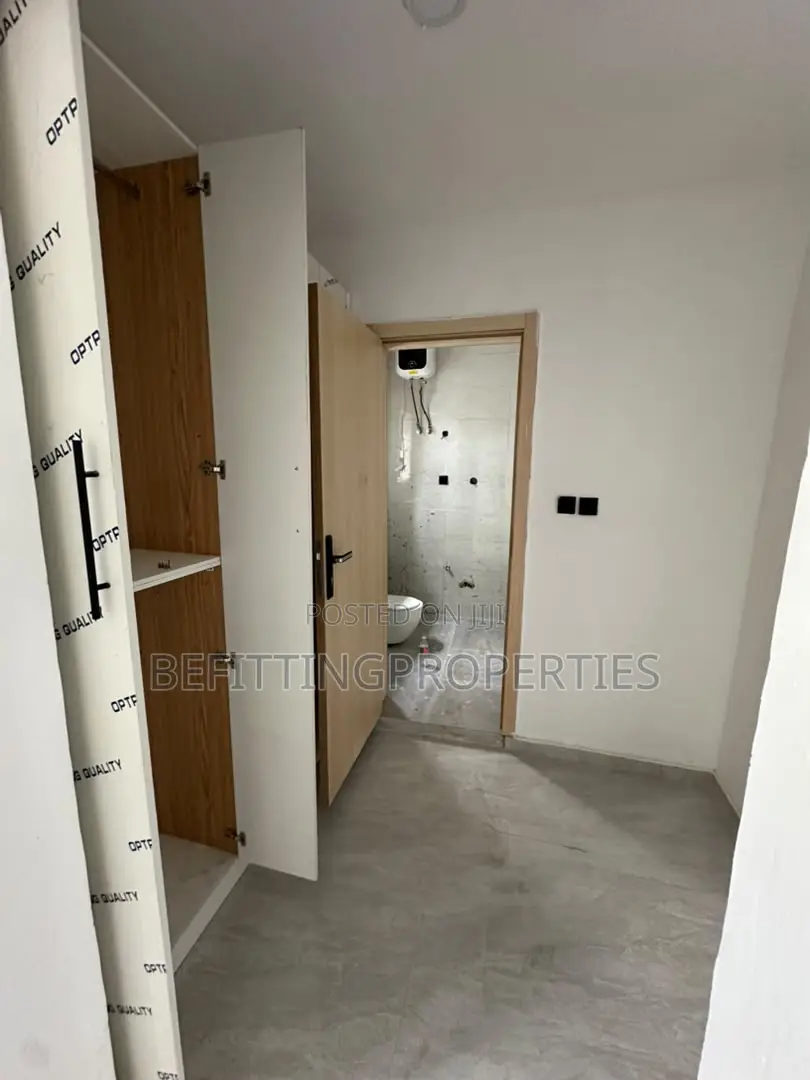 4bdrm Duplex in Ogudu GRA for sale
