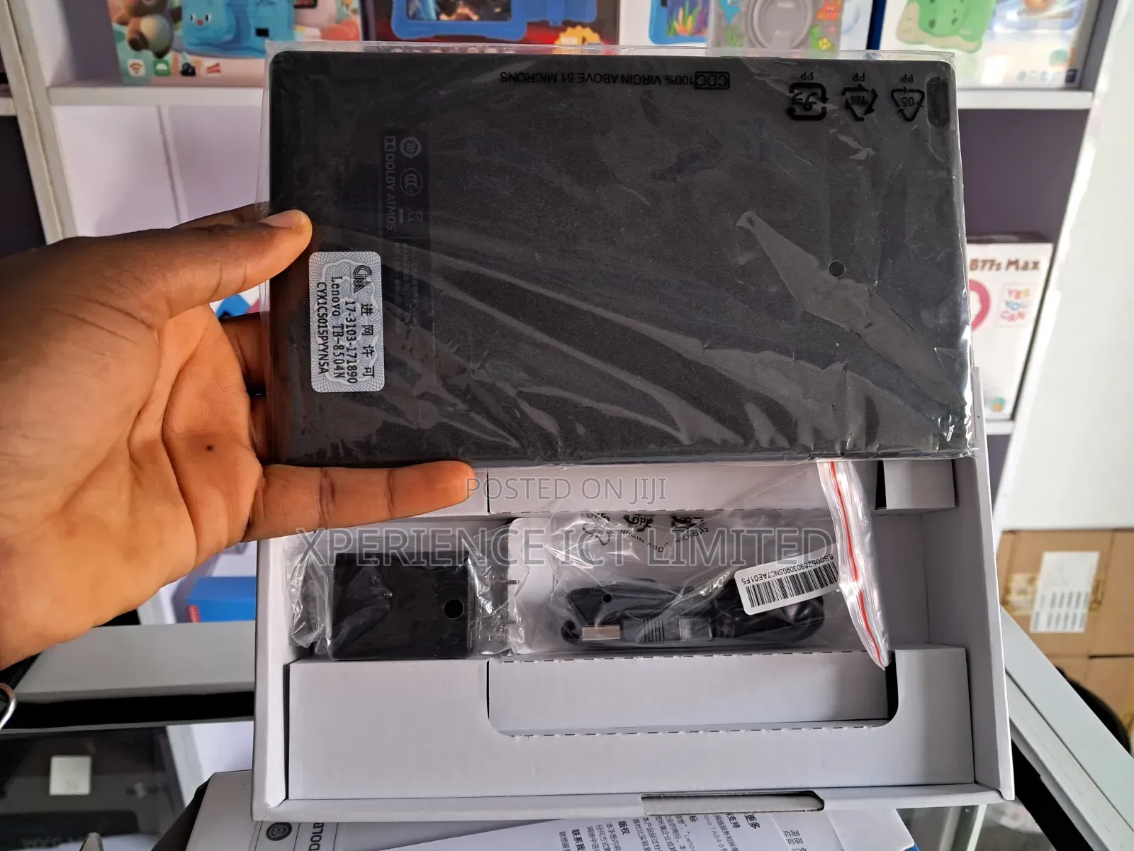 New Lenovo Tab 4 8 16 GB Black