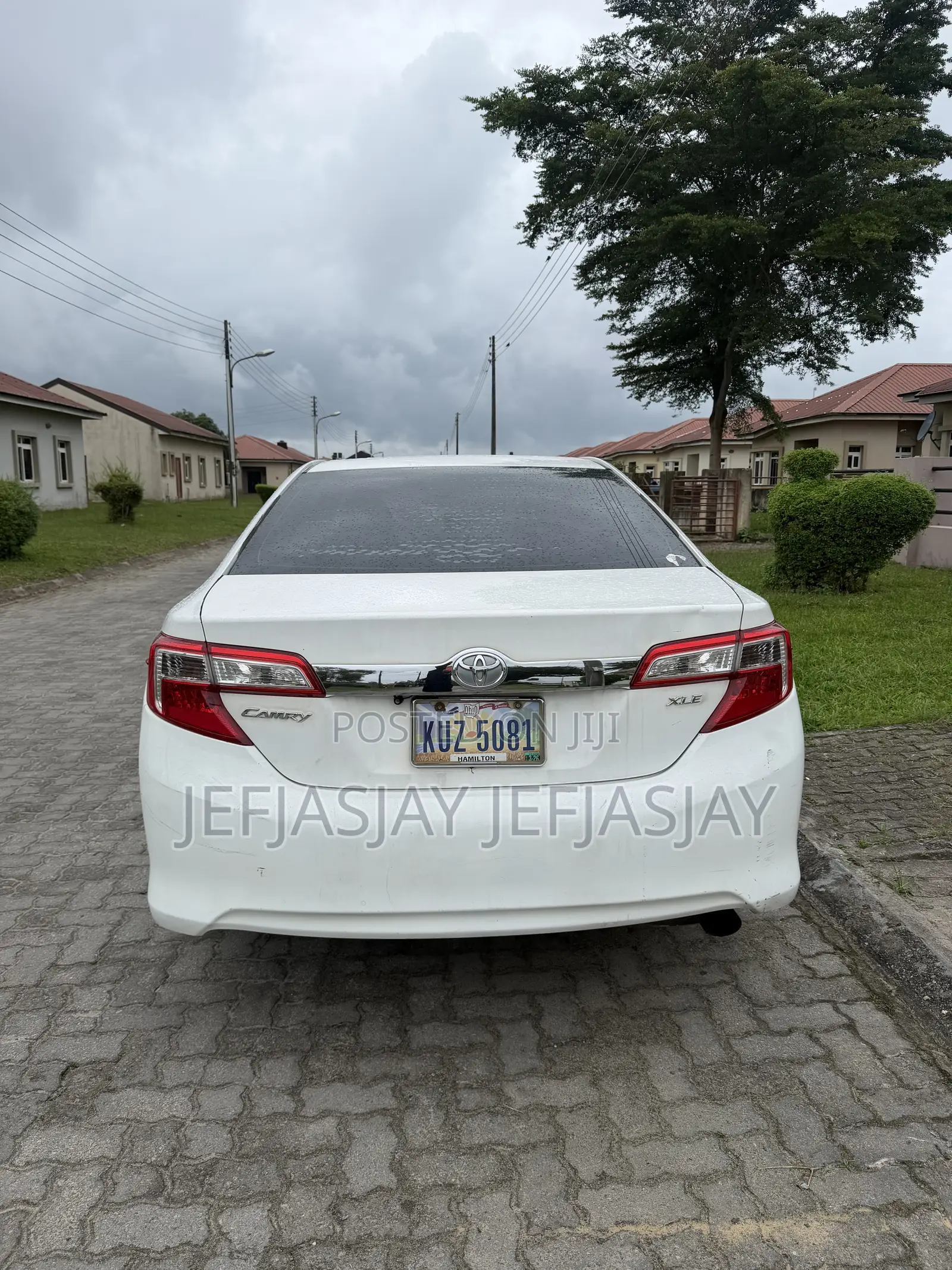 Toyota Camry XLE 4dr Sedan (2.5L 4cyl 6A) 2014 White
