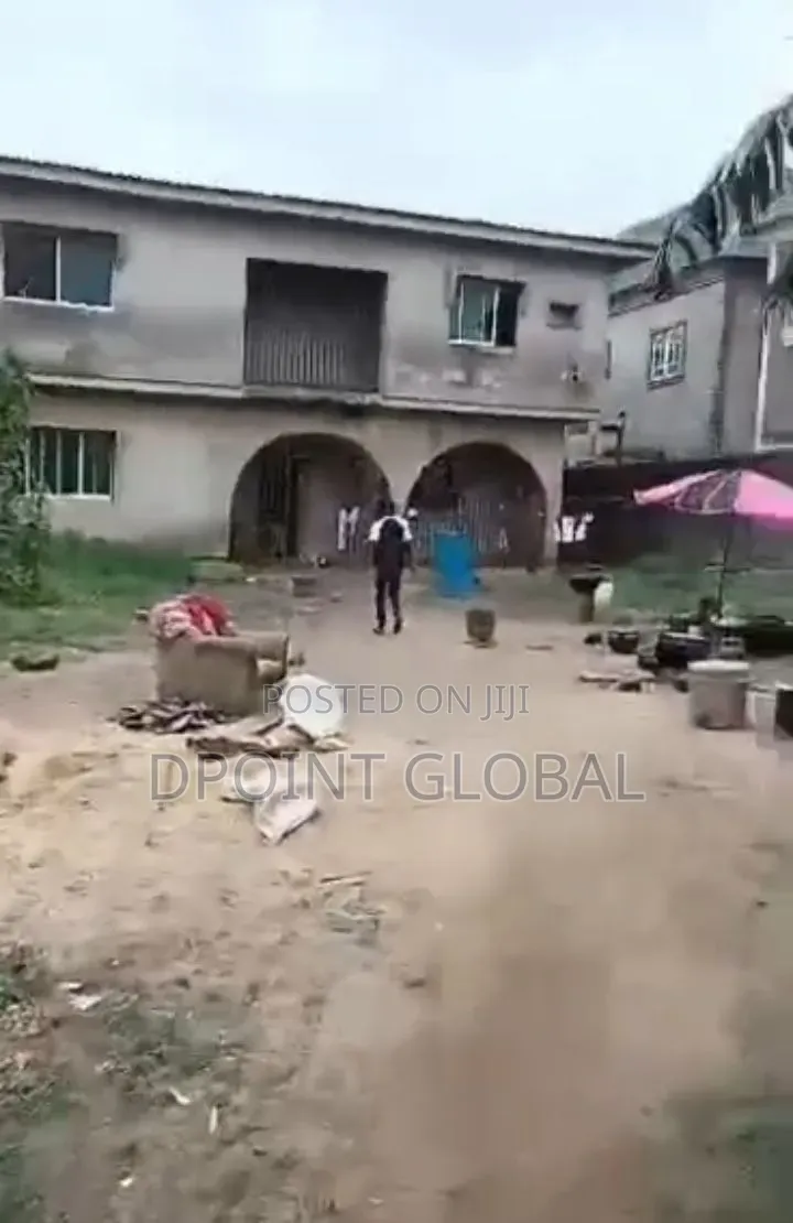 4bdrm Duplex in Not Estate, Ipaja / Ipaja for sale