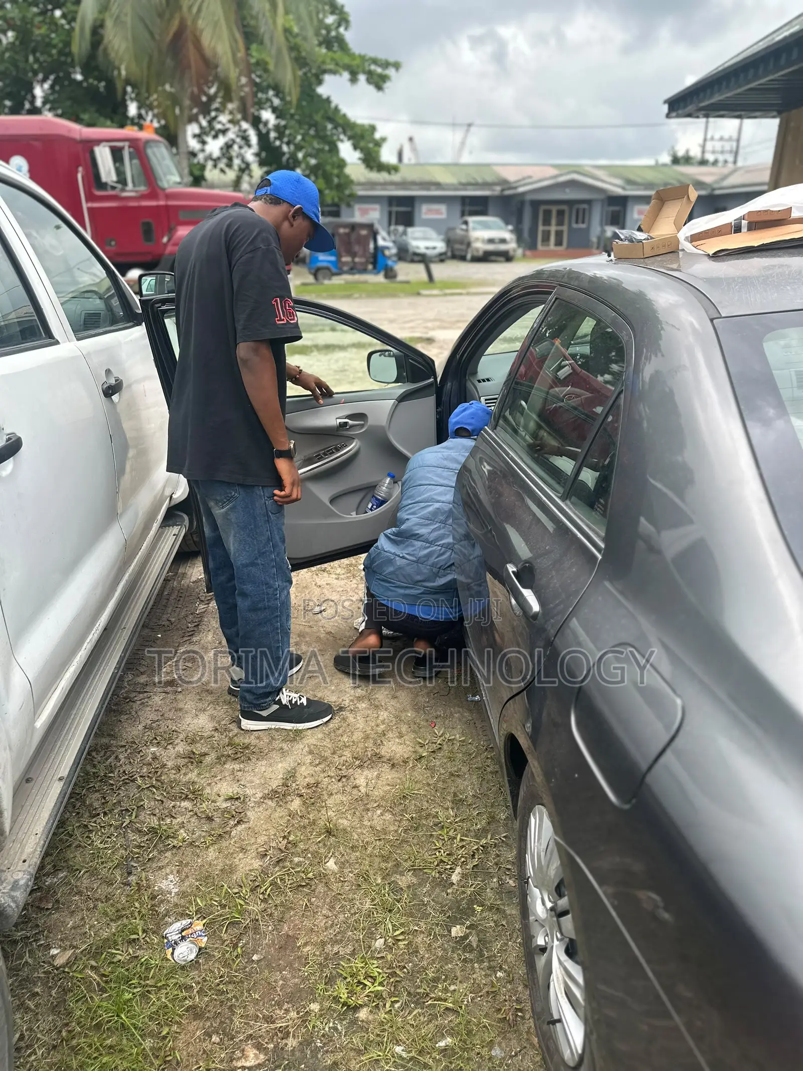 Professional Car Tracking and Installation