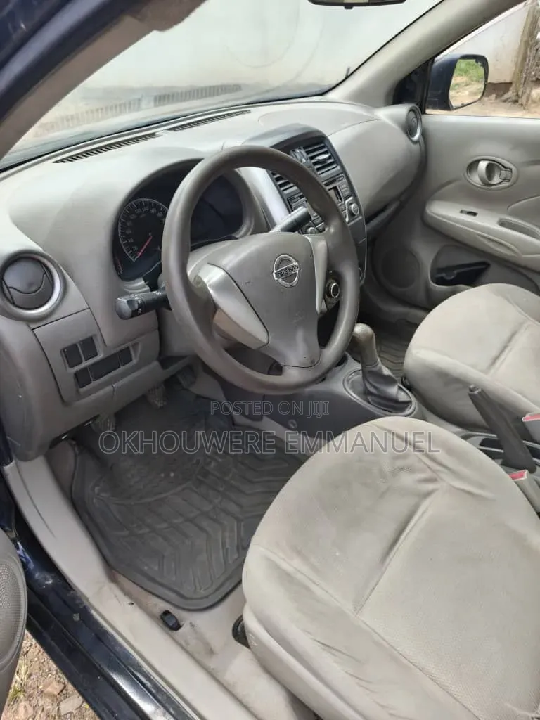Nissan Almera 2005 Black