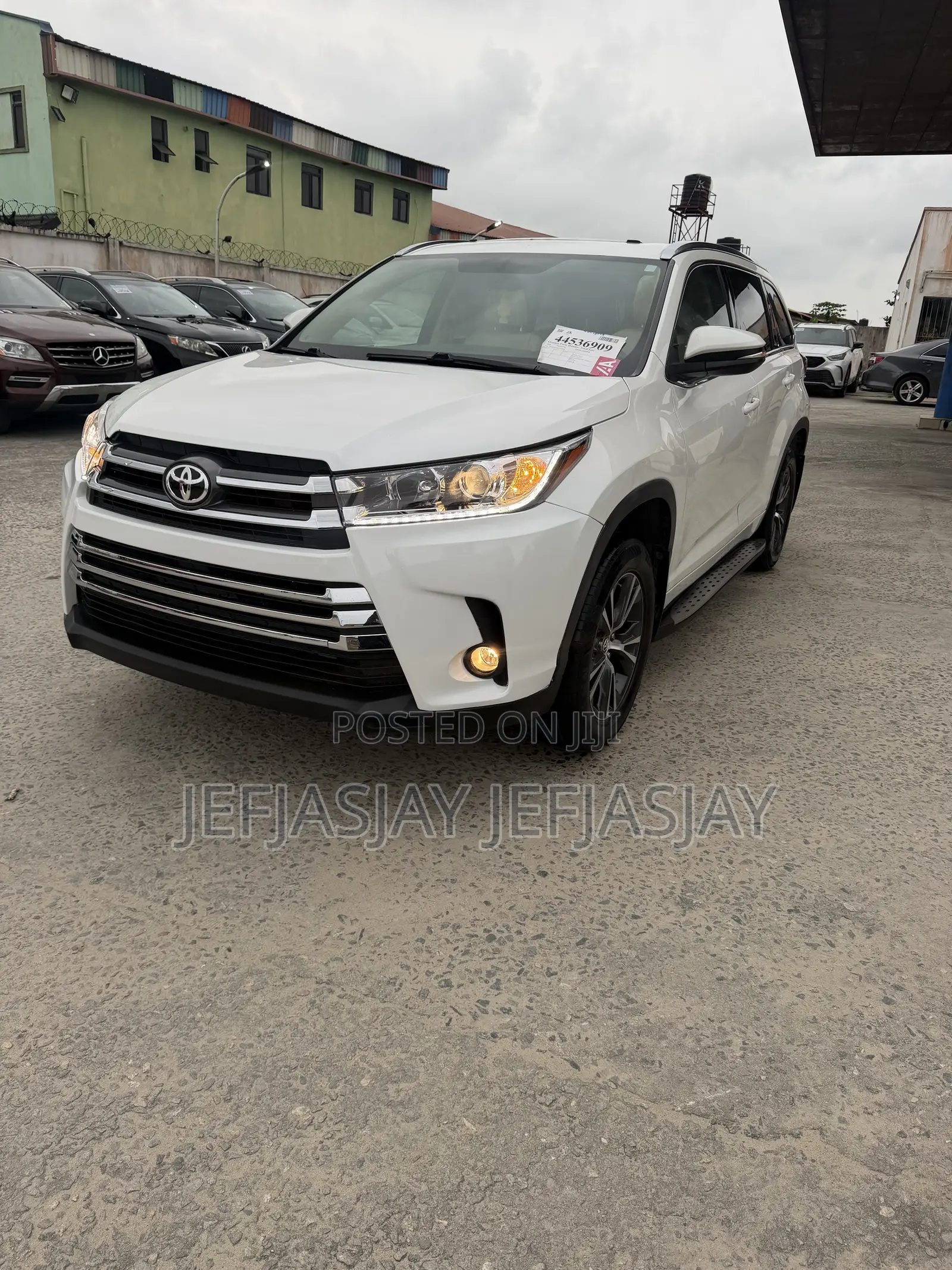 Toyota Highlander XLE V6 4x2 (3.5L 6cyl 6A) 2016 Black