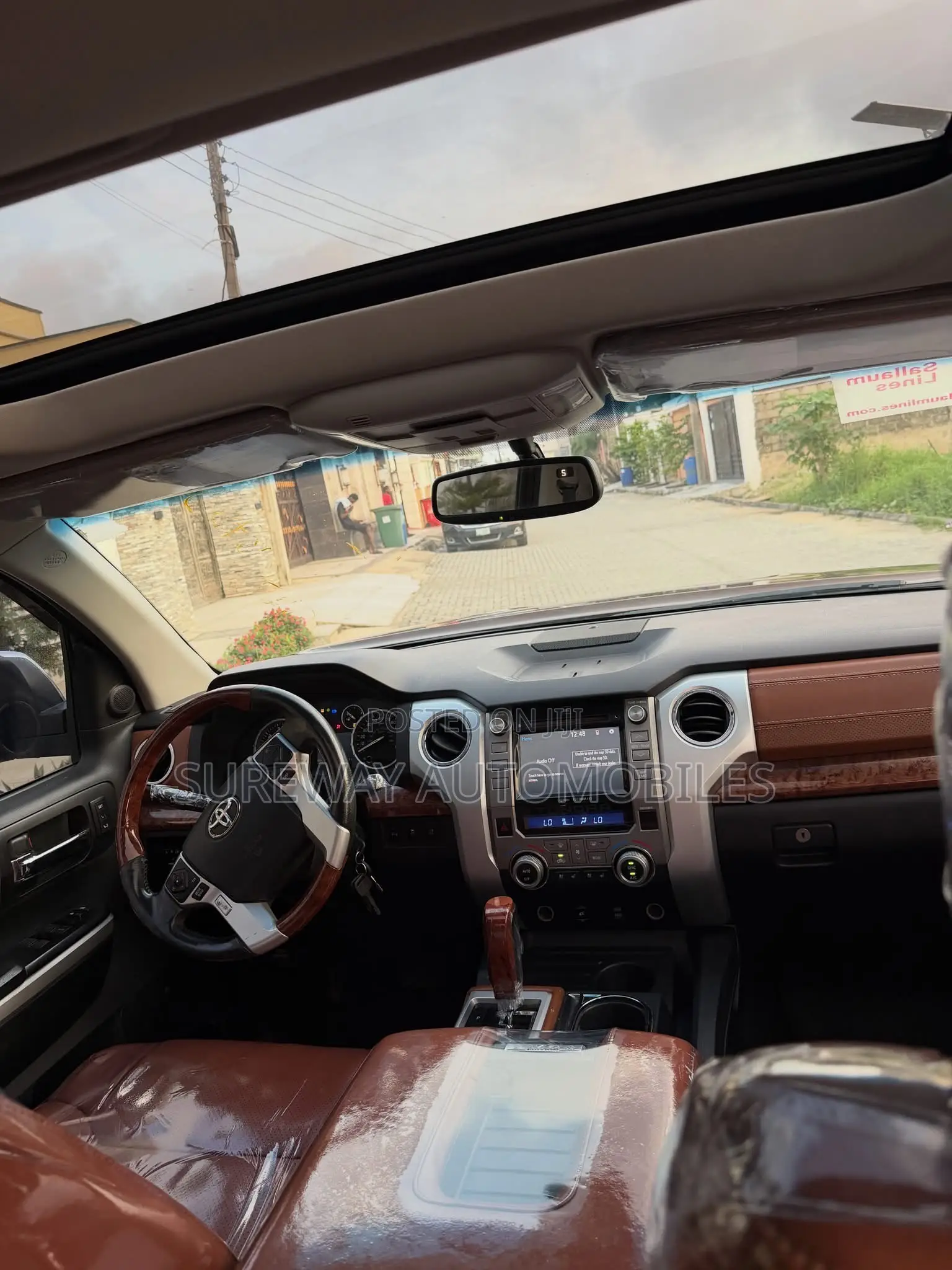 Toyota Tundra 2016 Brown