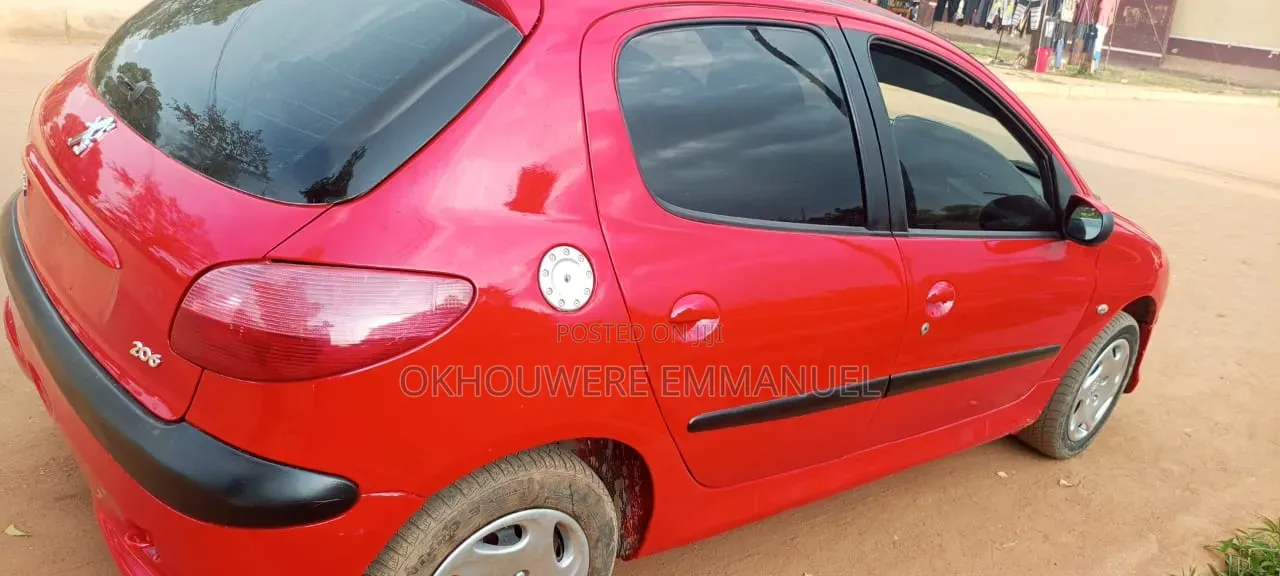 Peugeot 206 2004 Red
