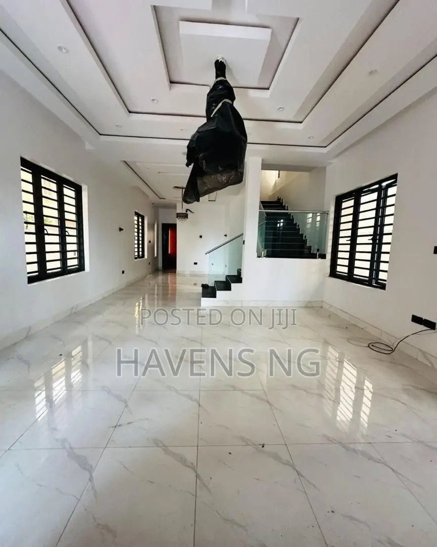4bdrm Duplex in GRA Phase 2 Shangisha for sale