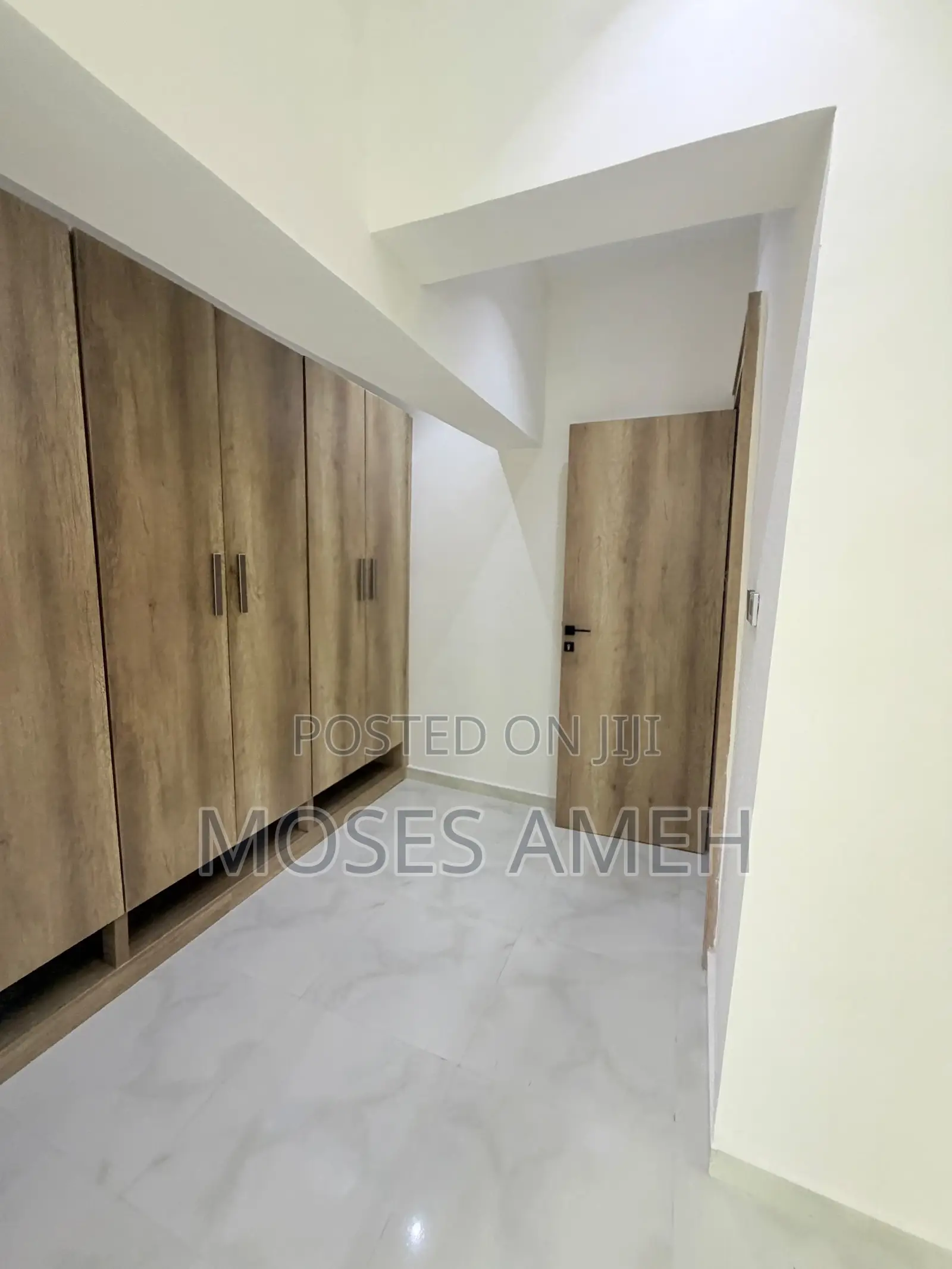 4bdrm Duplex in Guzape District for sale