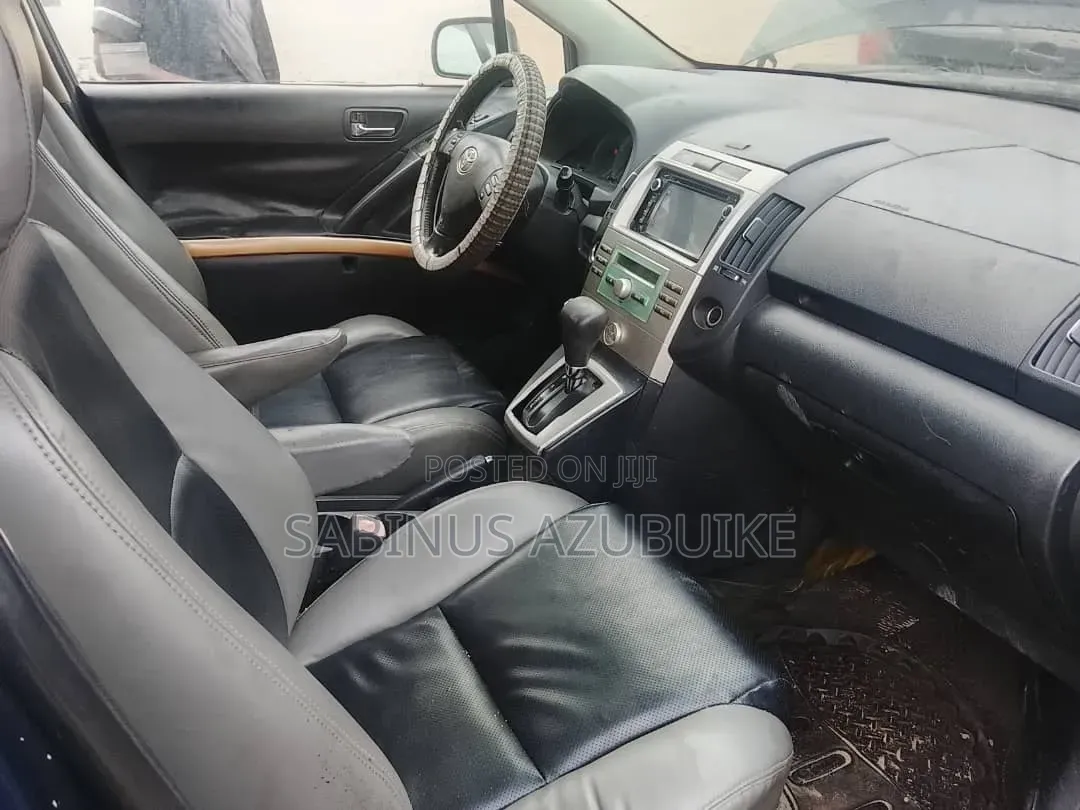 Toyota Corolla 2005 Blue