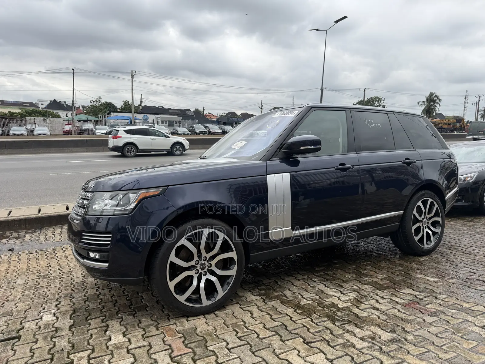 Land Rover Range Rover 3.0L Supercharged HSE 2017 Blue
