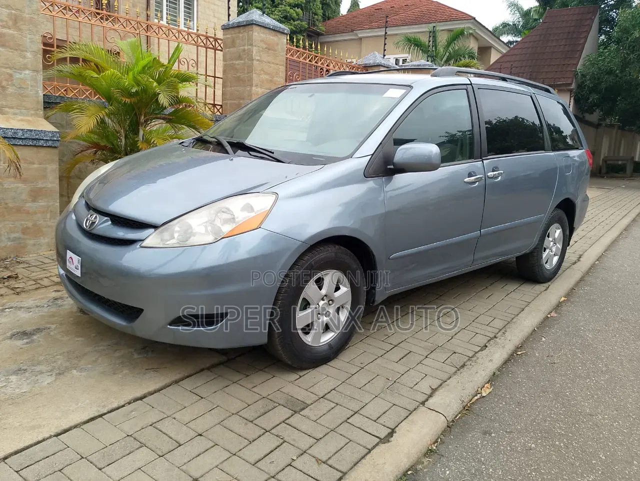 Toyota Sienna 2005 Blue