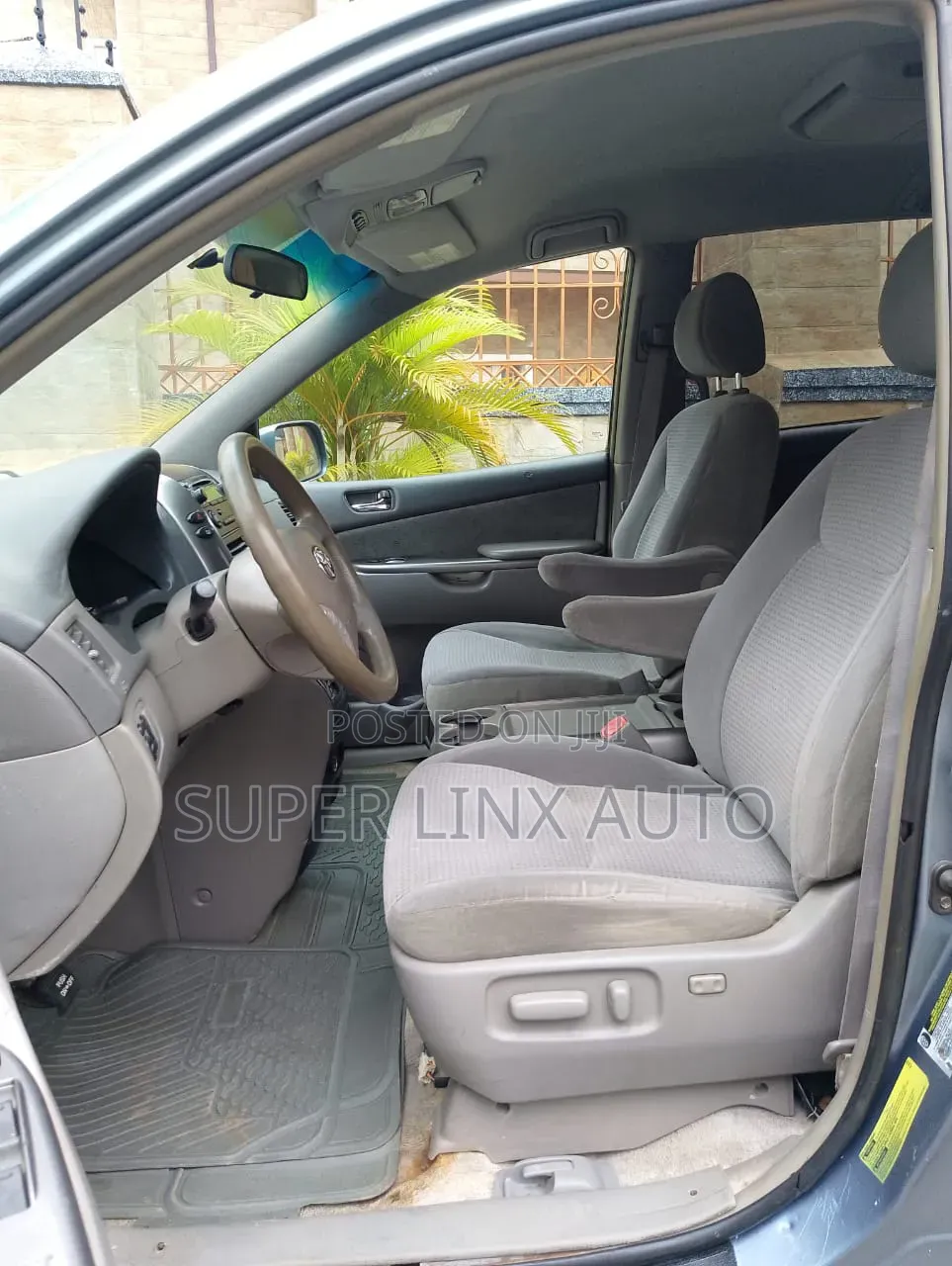 Toyota Sienna 2005 Blue