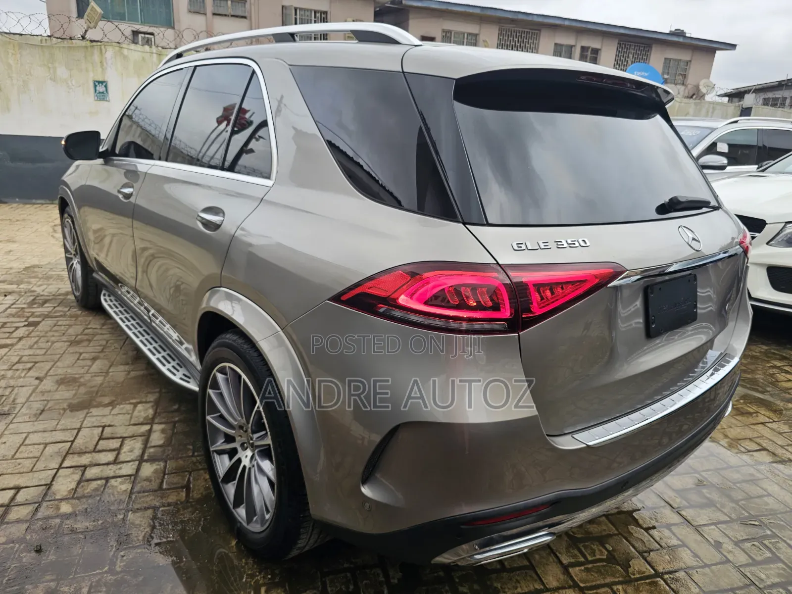 Mercedes-Benz GLE-Class 2022 Gold