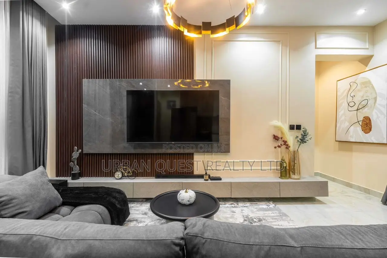Furnished 1bdrm Apartment in Lekki Phase 1 for sale