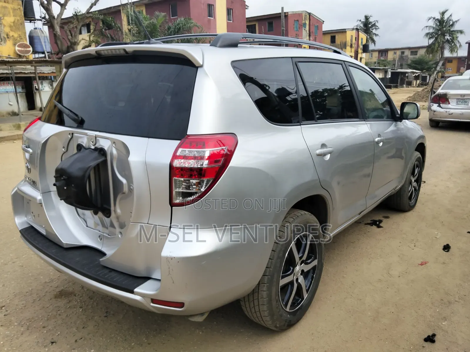 Toyota RAV4 2010 Silver