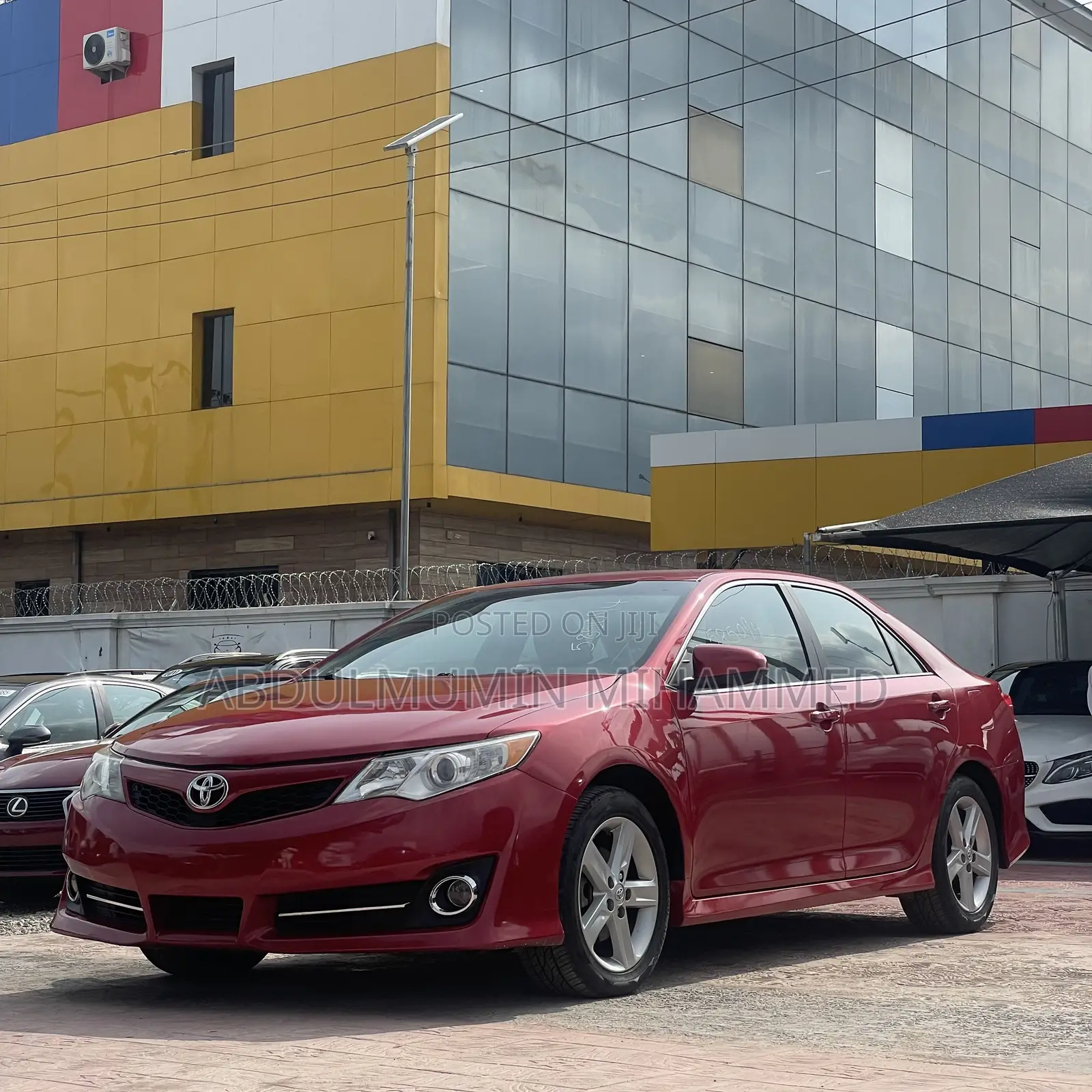 Toyota Camry SE 4dr Sedan (2.5L 4cyl 6A) 2012 Red
