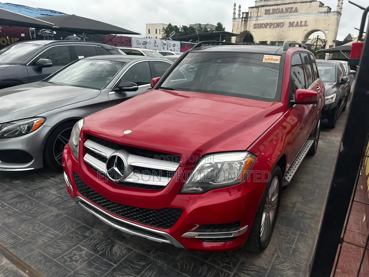Mercedes-Benz GLK-Class Base GLK 350 4dr AWD 4MATIC (3.5L 6cyl 7A) 2015