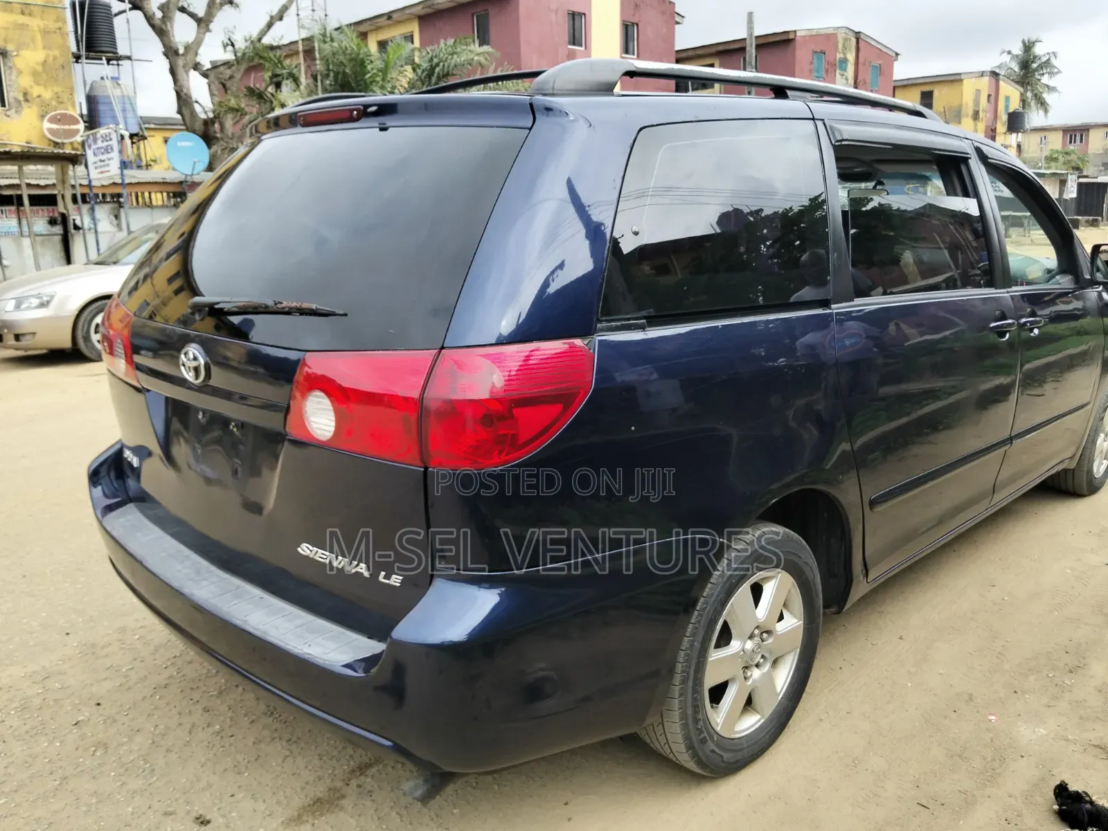 Toyota Sienna 2006 Blue