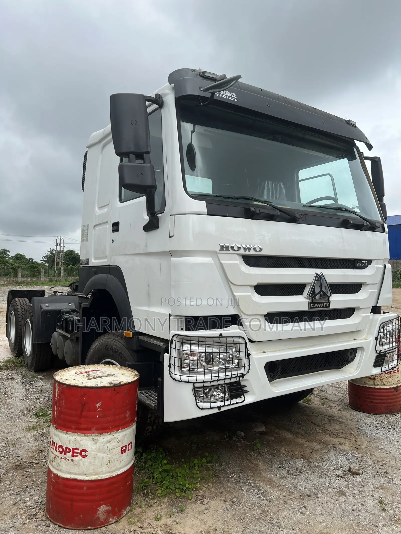 Heavy-Duty Sinotruk HOWO 6x4 Tractor Head Refurbished for Sale