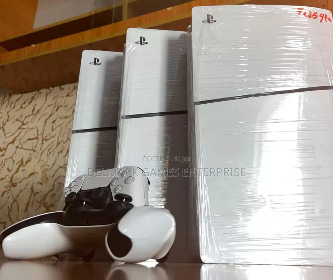Ps5 Slim With 1 Pad and 10 Games UK Used