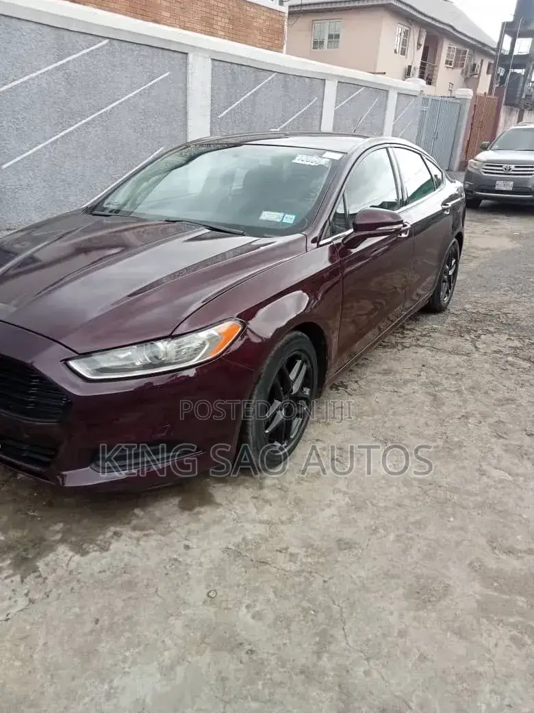 Ford Fusion S 4dr Sedan (2.5L 4cyl 6A) 2014 Red
