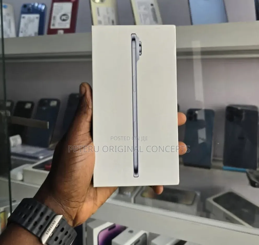 New Apple iPhone Air 256 GB