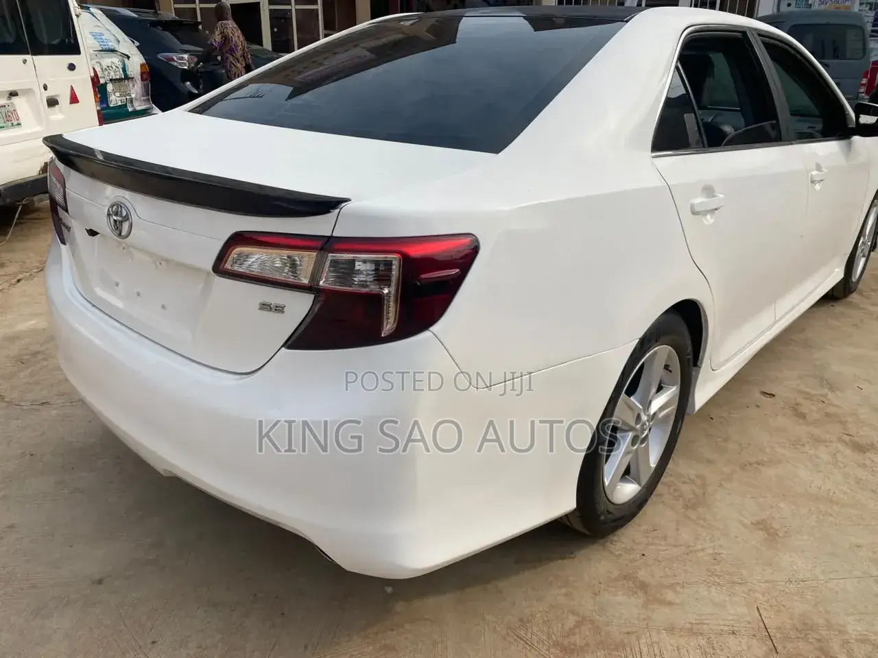 Toyota Camry L 4dr Sedan (2.5L 4cyl 6A) 2014 White