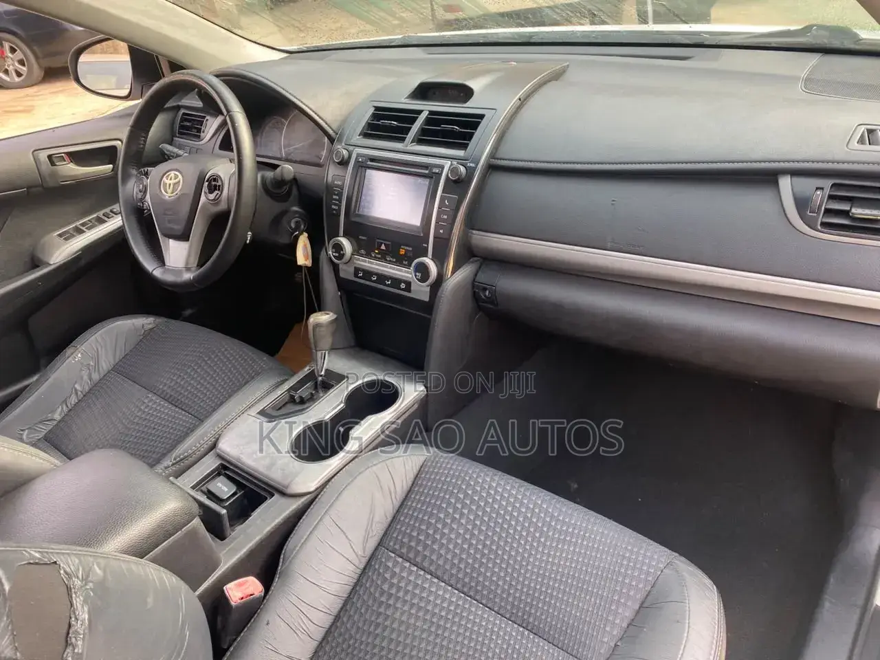 Toyota Camry L 4dr Sedan (2.5L 4cyl 6A) 2014 White