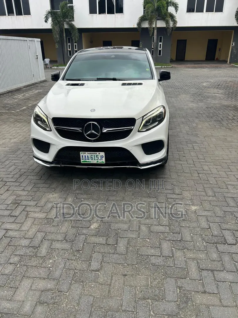 Mercedes-Benz GLE-Class AMG GLE 43 4MATIC 2017 White