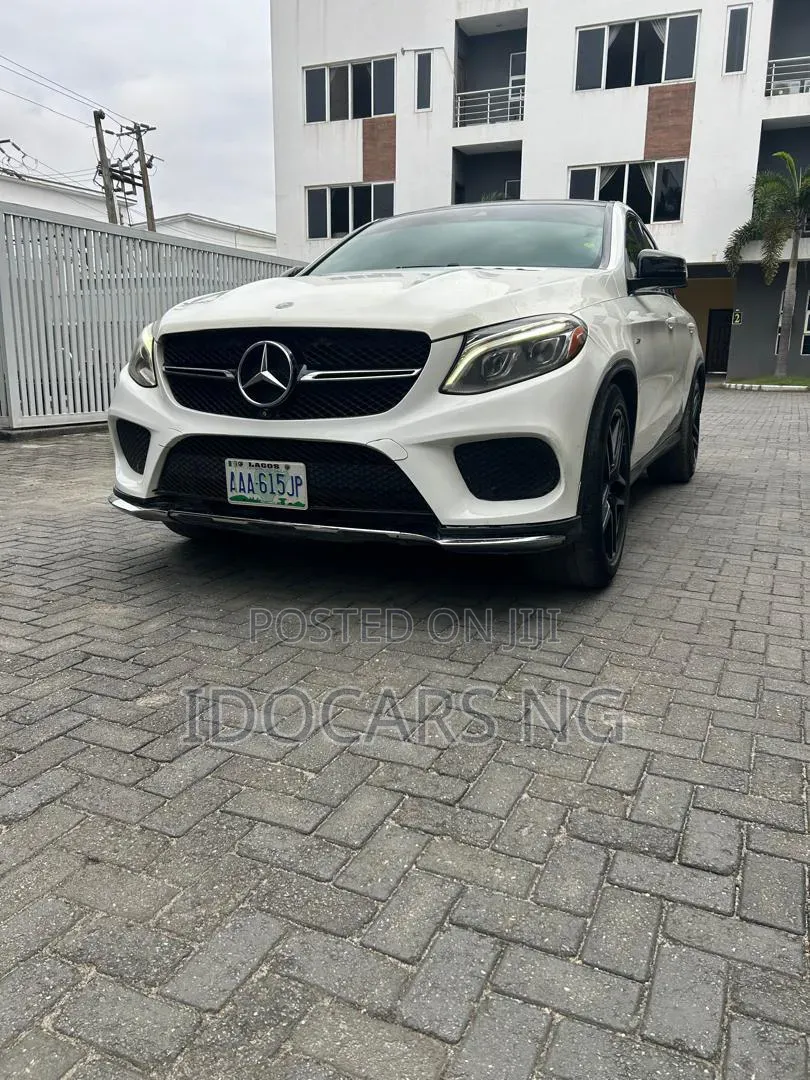 Mercedes-Benz GLE-Class AMG GLE 43 4MATIC 2017 White