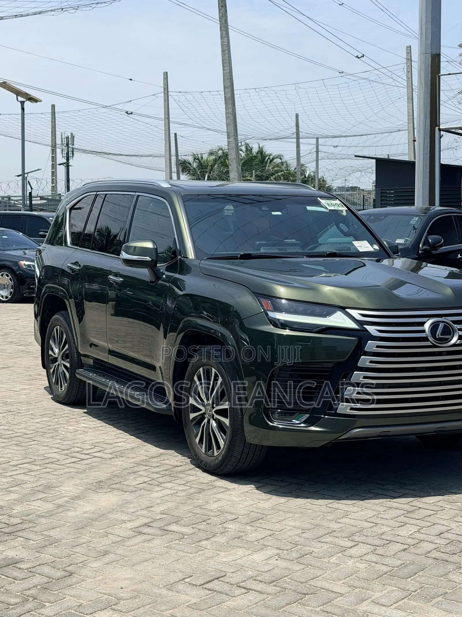 Lexus LX 600 2022 Green